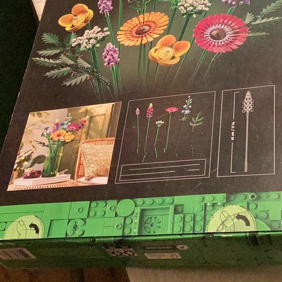 🌺  Lego WILDFLOWER 💐 BOUQUET BOTANICAL COLLECTION BOX DENTED 🌼 DAISY 🌺 - Picture 10 of 16